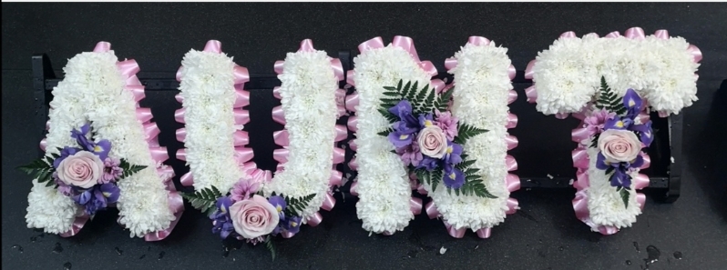 letters, name, aunt, auntie, aunty  funeral flowers, oasis, tribute, wreath, harold wood, romford, havering, delivery