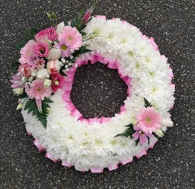 pink, white, funeral, circle, wreath,  tribute,  flower , design,  roses gerberas harold wood romford florist havering, delivery