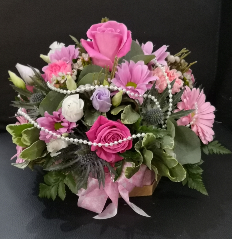 hatbox, pink, its a girl, new baby, baby girl, flowers, girly, florist, harold wood, romford, havering, same day, delivery