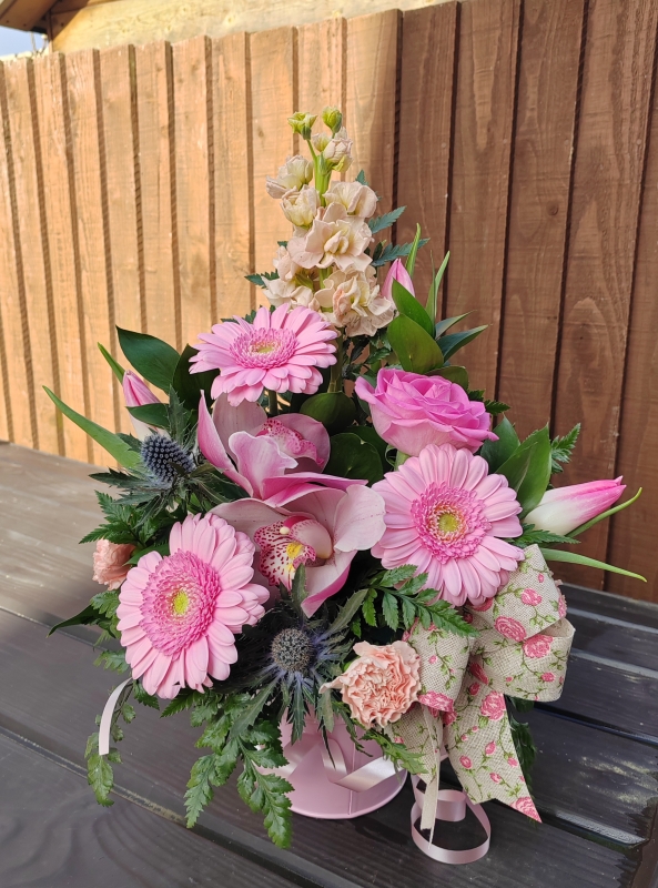 baby, girl, child, pink, arrangement, flowers, gift, florist harold wood romford, havering , delivery