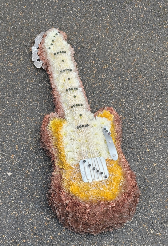 electric, guitar, funeral, flowers, tribute, wreath, wood, white, strings, music, musician, bespoke, oasis, harold wood, romford, havering, delivery