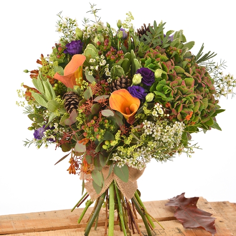 bouquet, handtie, flowers, autumn, aqua, water bubble,  gift, bunch, florist, birthday, anniversary, harold wood, romford, havering, delivery