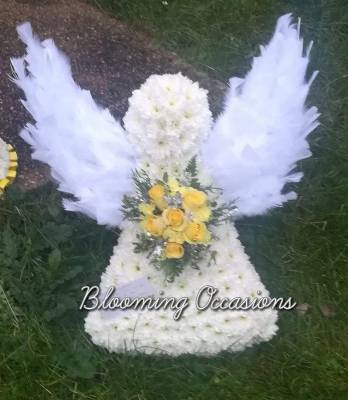 angel, wings, angelic, feathers, posy, posies, funeral, tribute, wreath, flowers, florist, delivery, harold wood, romford, havering