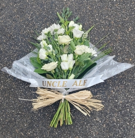 sheaf, sheaves, flat bouquet, funeral bouquet, white, funeral, tribute, oasis, wreath, posy, flowers, florist, harold wood, romford, havering, brentwood, dagenham, delivery