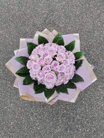 valentines, birthday, anniversary, valentines day, love, lilac, dome, roses, 6, 12, 18, 24, red, standard, budget, flowers, florist, harold wood, romford, havering, delivery