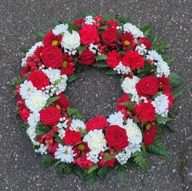 wreath, circle, red, white, oasis, funeral, tribute, flowers, harold wood, romford, florist, delivery