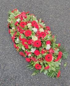 coffin, spray. casket, tribute, flowers, bespoke, funeral, red white, deluxe, florist, harold wood, romford, havering, delivery brentwood, dagenham