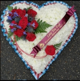 Football, heart, west ham, hammers, irons, whufc,, funeral, flowers, tribute, romford, harold wood, havering, delivery